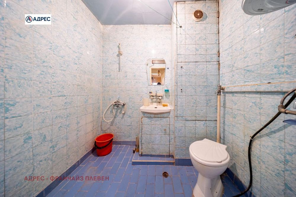 Продава се Двустаен апартамент в Плевен, Дружба 3 - 57 кв.м за 671 €/кв.м - Снимка #8