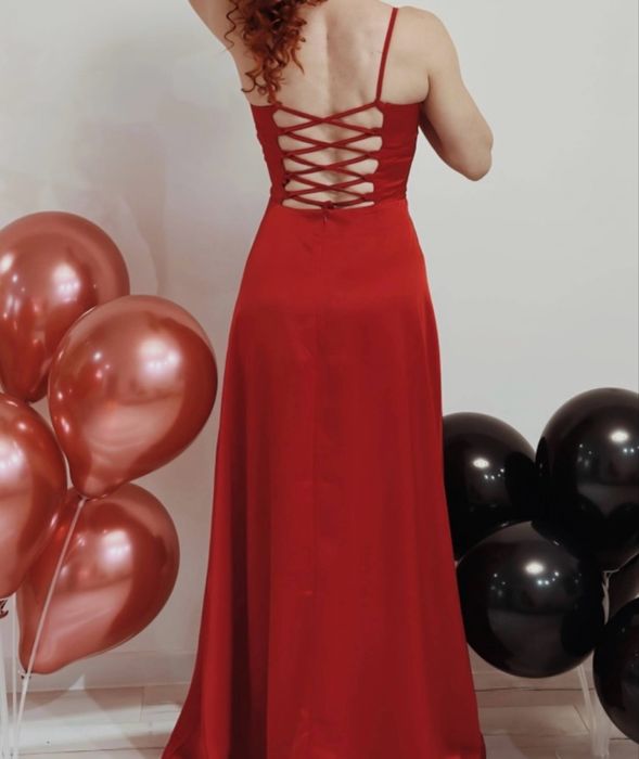 Вечерное платье