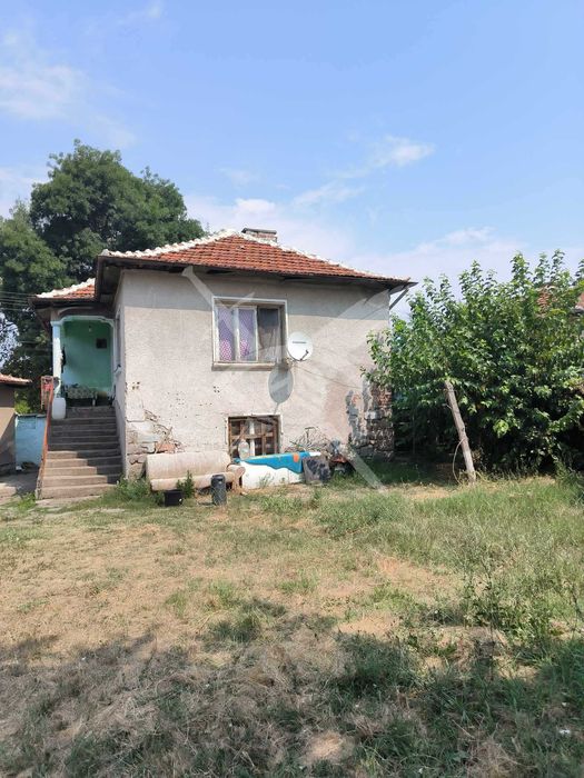 Продава се Къща в София, Хладилника - 82 кв.м за 330 €/кв.м - Снимка #3