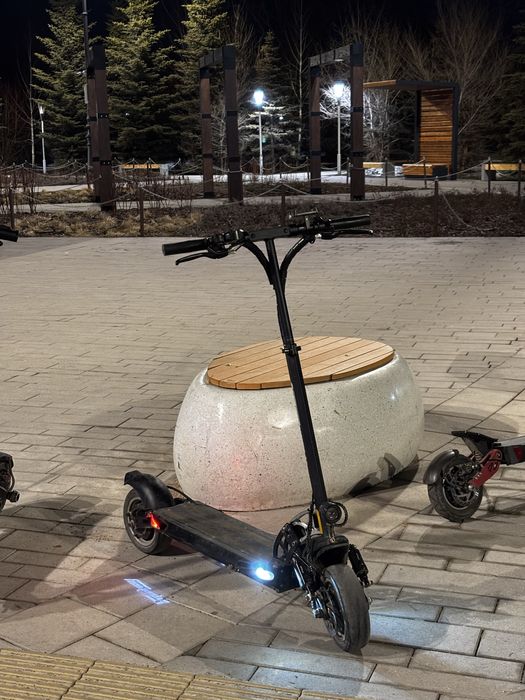 Электросамокат Speedway 5 ОЧЕНЬ МОЩНЫЙ!! полноприводный