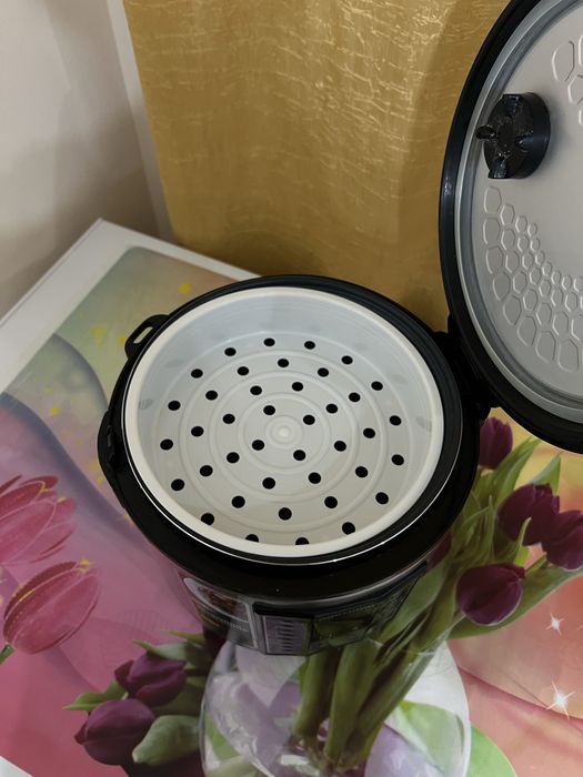 Новый мултиварка за 50000 тг.