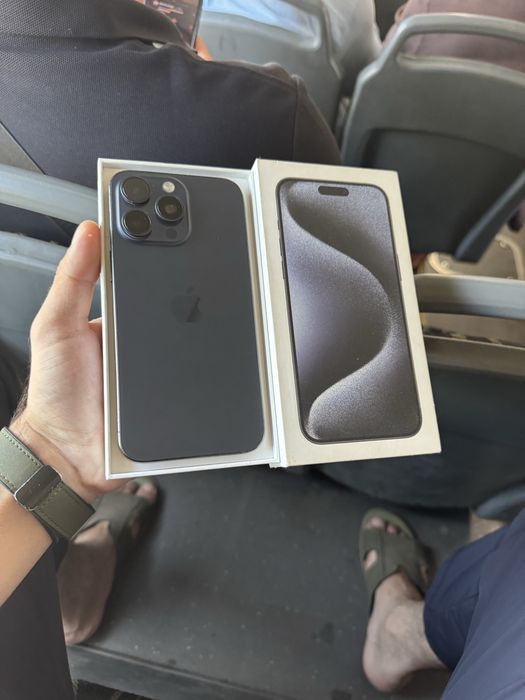 Продам Телефон Айфон 15 Pro Max 256Gb