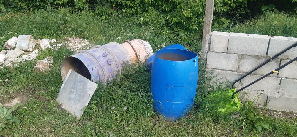 Подарявам дъски за огрев и други