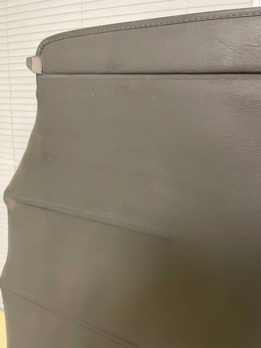 Продавам багажна щора за Ланд Круизер 120 ––– 2006 год.