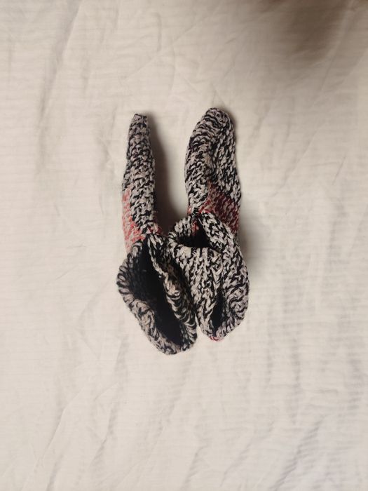 Papuci de casă croșetați din lână măr 35-38