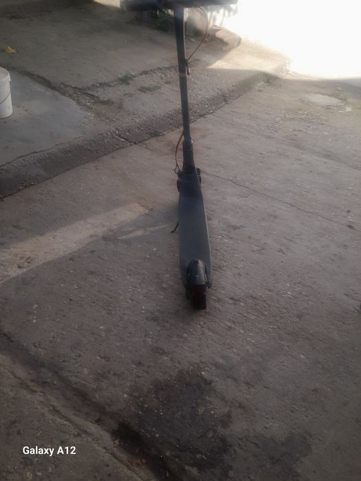 Vând trotinetă electrică!