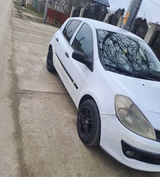 Vând Renault clio 3 2006