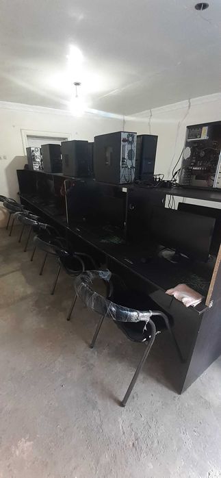 Kampuyutir biznes sotiladi soni 10 ta igravoy kampuytir.