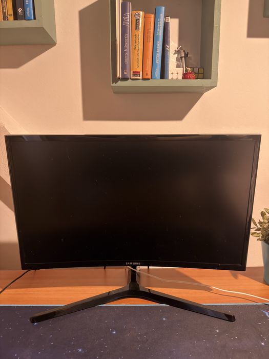 Monitor Samsung Curbat 144hz - 1080p