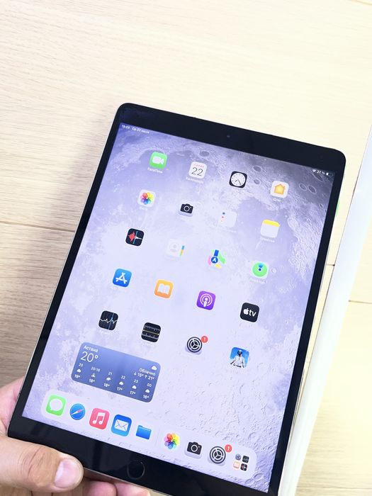 Apple iPad Pro 10.5. (A1701)