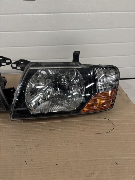 фар/фарове за mitsubishi pajero