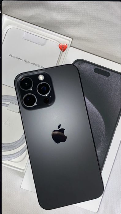 Продам Iphone 15 pro max 256ГБ