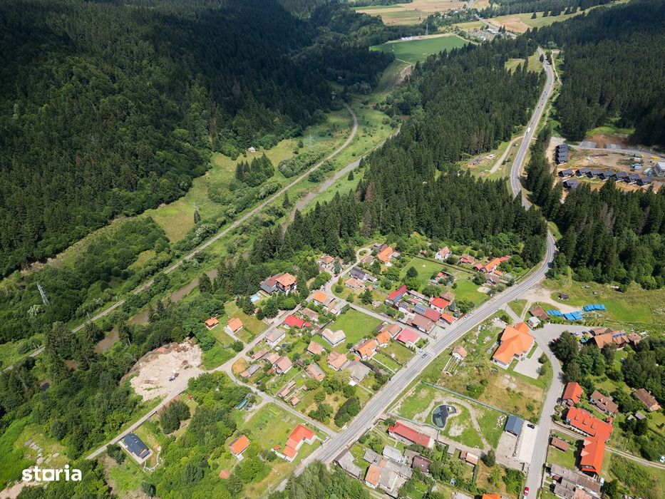 Teren intravilan de vânzare, 2635 mp