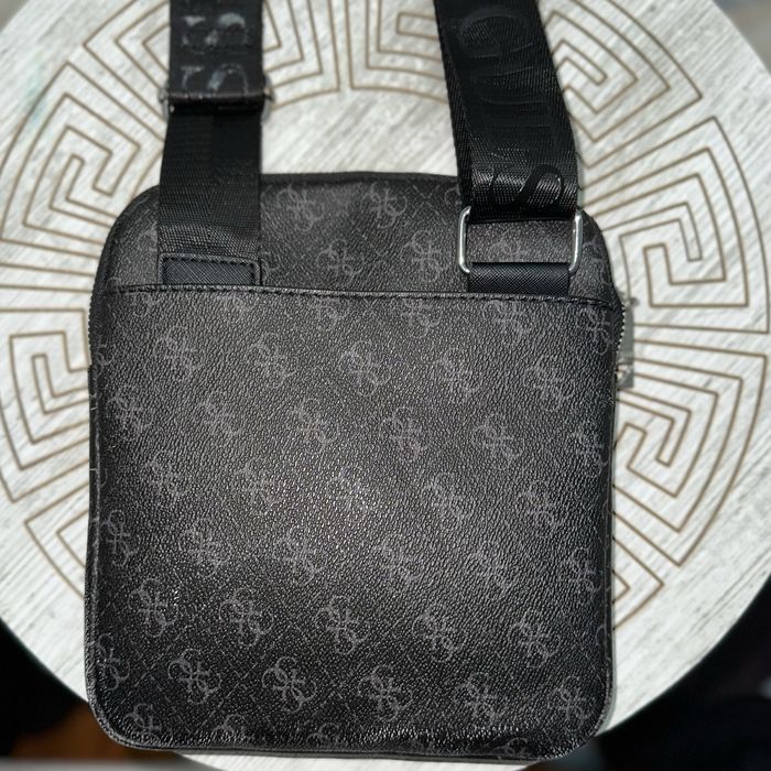 Guess Vezzola(black,silver)