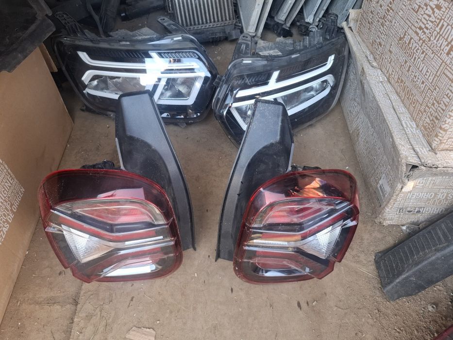 Set, Lampi spate Y, Faruri cu grila Far Dacia Duster Hjd/ Bara fata 20
