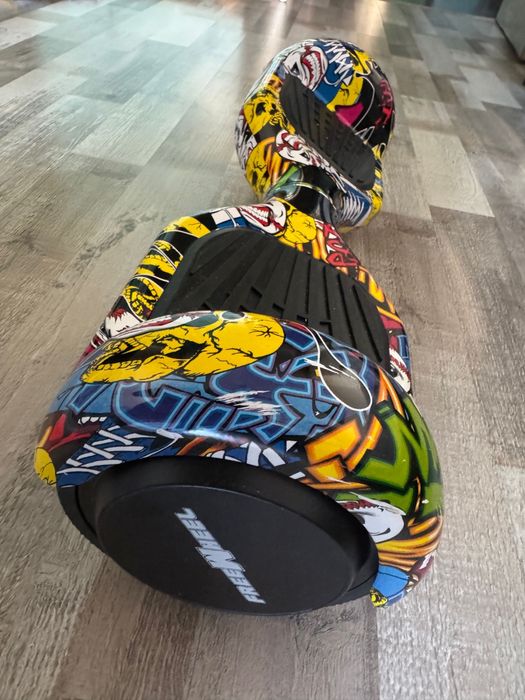 2 Hoverboard-uri graffiti – baterii noi + Bluetooth”