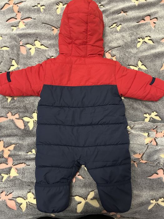 Vand salopete de iarna pentru bebelusi