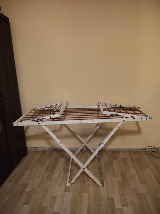 Uscător de rufe din lemn