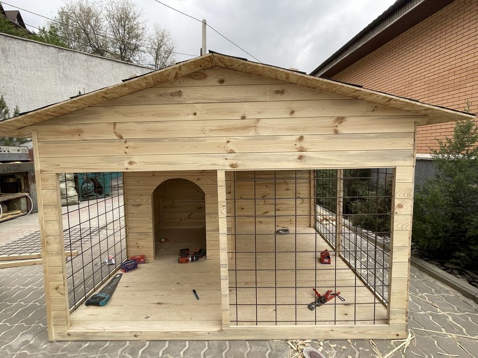 Продам вольер с будкой