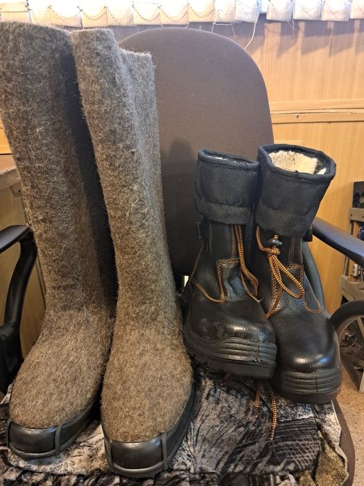 Продам валенки сапоги утепленные