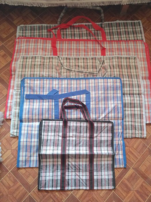 Китайские сумки клетчатые.