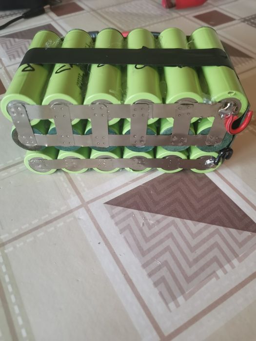 Батерия за лодка 7.4 в 10ач  и 12.6 15ач