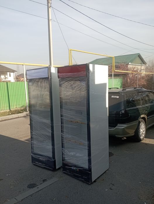 Витринный холодильник,с гаранти