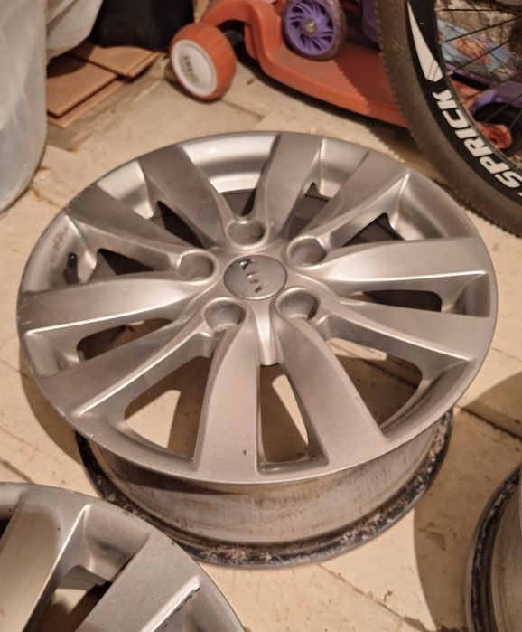 Продам диски оригинал КИЯ