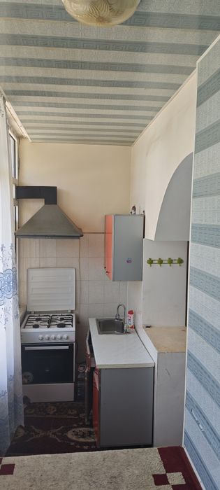 1 этаж 1 хоналик квартира ижарага берилади