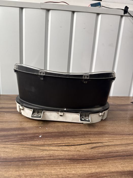 Щиток приборов на субару форестер