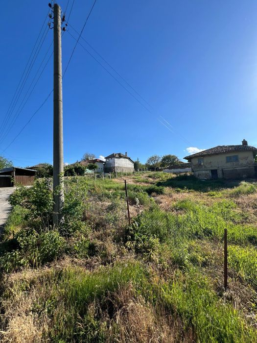 УПИ с къща С. Момино Гр. Търговище