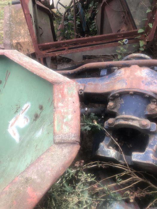 Punte piesa pentru tractor deutz