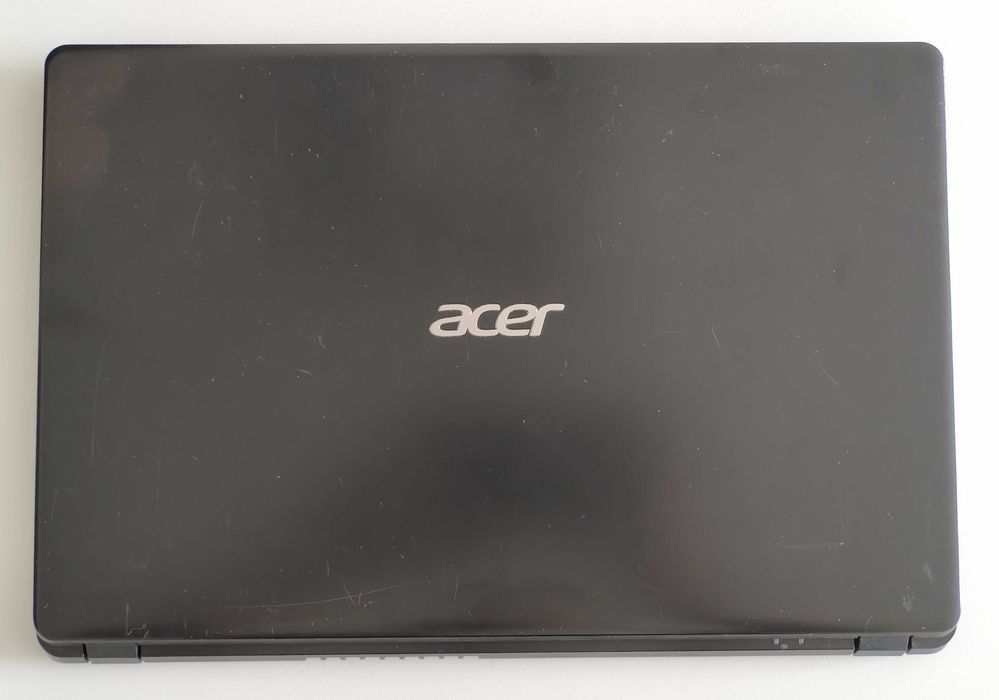 Продается ноутбук Acer i3/8/128gb
