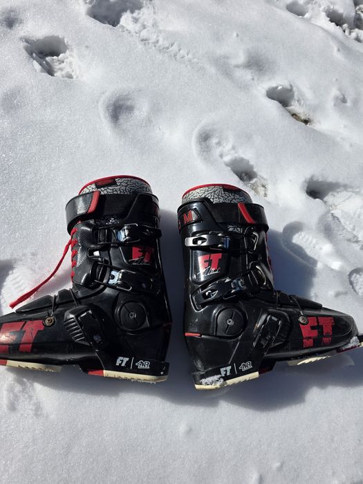 Clapari Full Tilt - Tom Wallisch