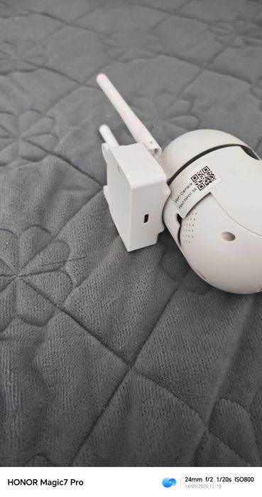 Cameră supraveghere Wi-Fi PTZ – Pan/Tilt, Dual-band 2.4G/5G