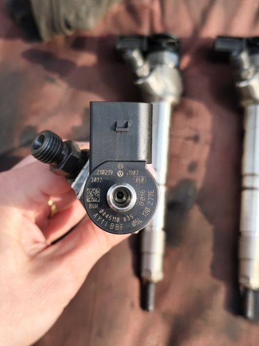 Дюзи за  VW Golf 8 2.0TDi 2022г .Номер на частта 05L 130 277E