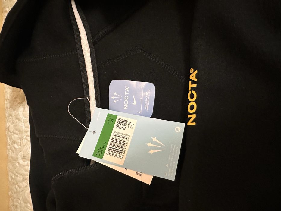 двойка Nike Nocta