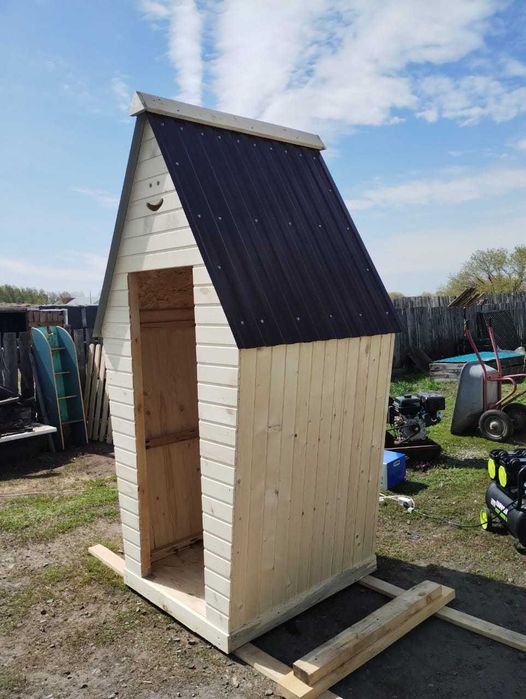 Уличный Туалет из вагонки