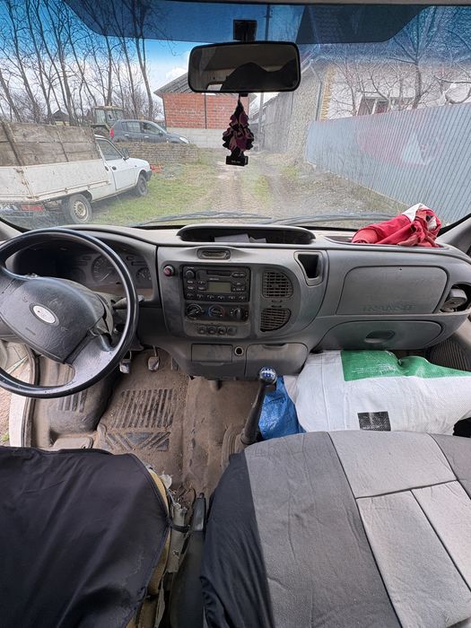 Ford transit auto-utilitar