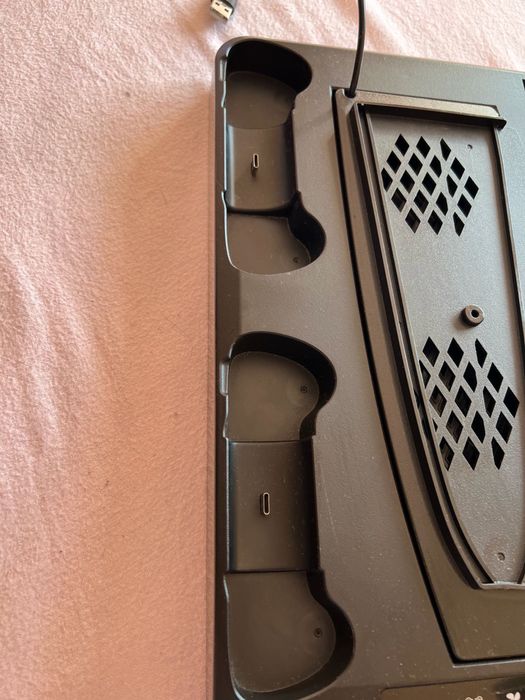 Охлаждаща станция за PS5 Disk версия