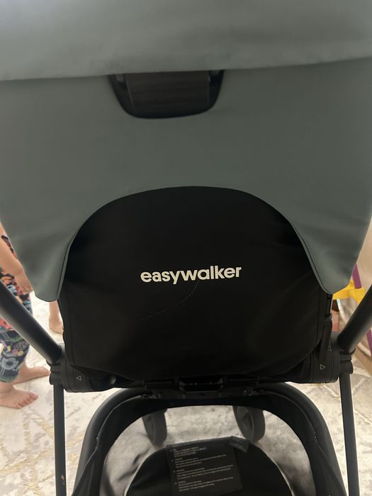 Продам детскую коляску aesywalker