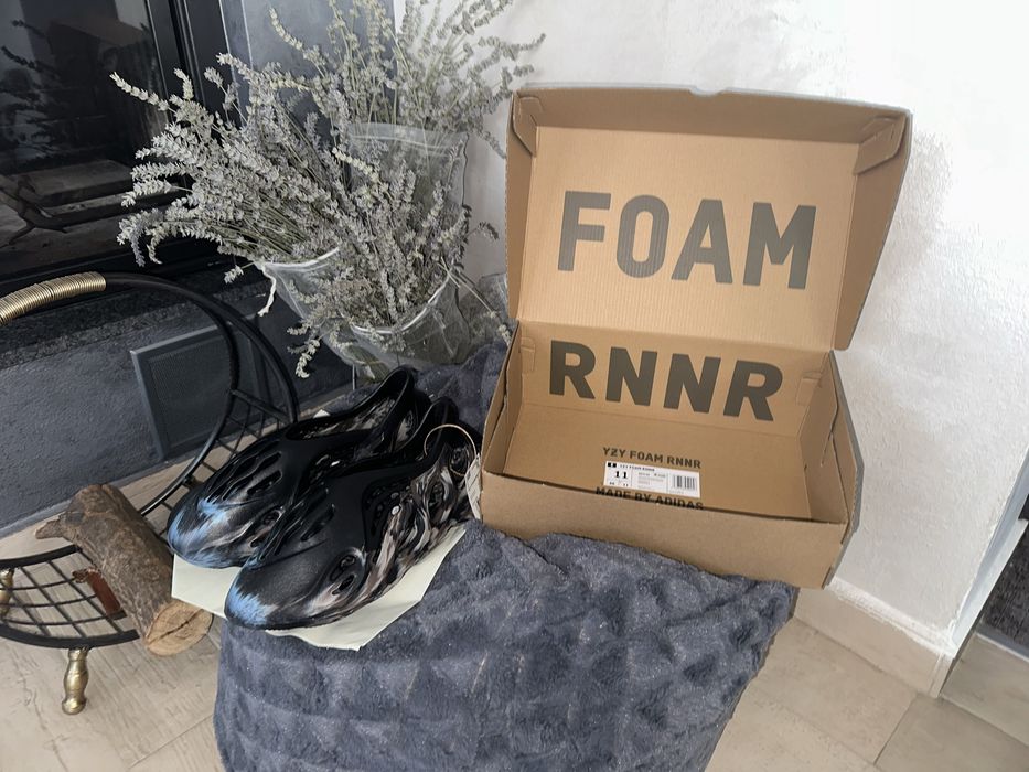 Adidas Yeezy Foam Runner MX Cinder