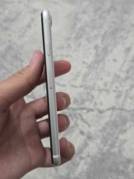 Iphone SE 2022 64 GB