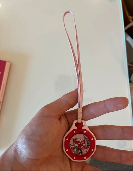 Swatch ap Royal Pop