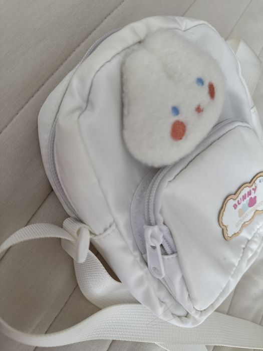 Продам девочкам  сумки