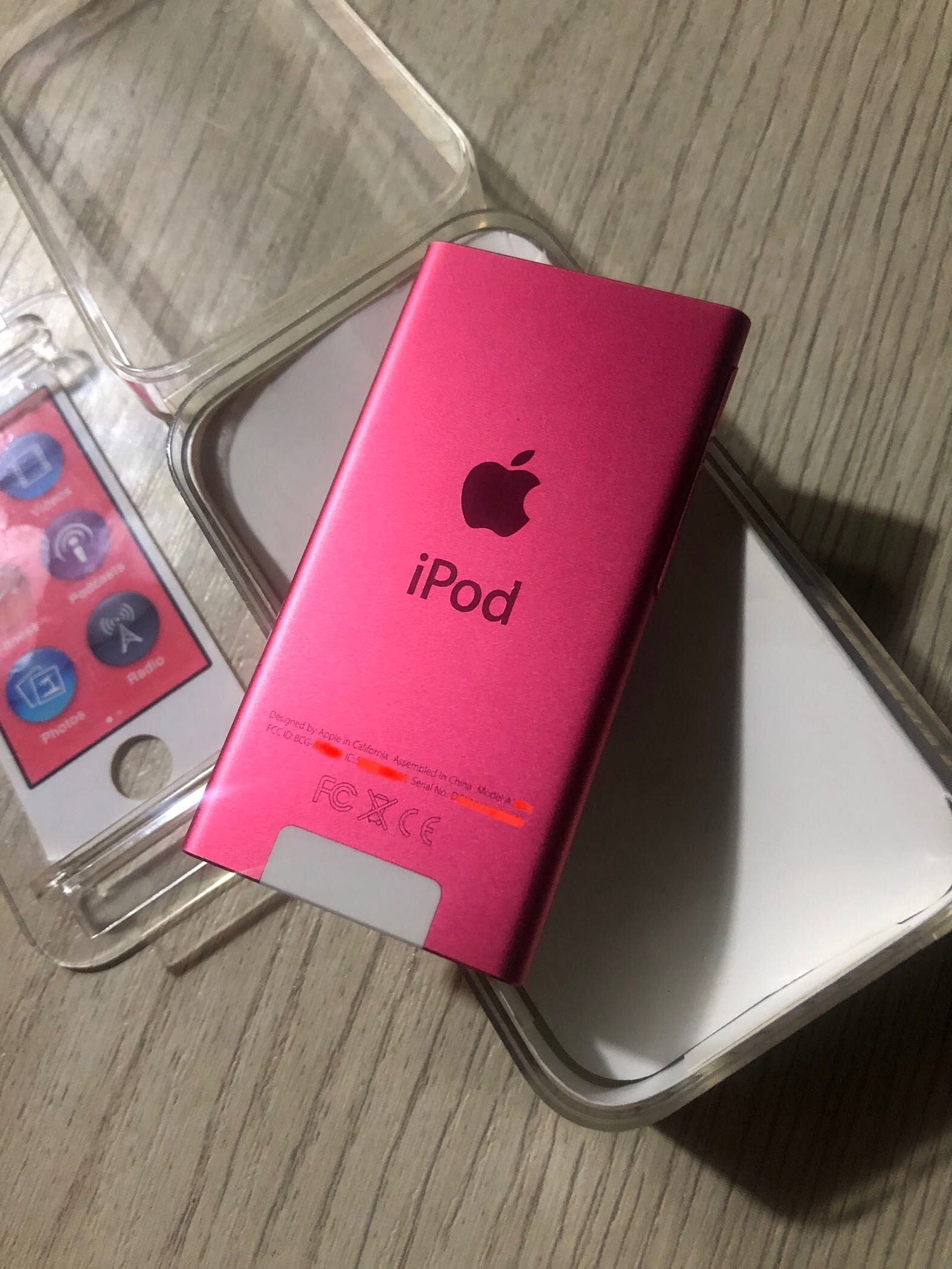 Mp3 , mp4 iPod nano touch 7th generation, qizil.: 800 000 сум - Mp3 плееры  Андижан на Olx