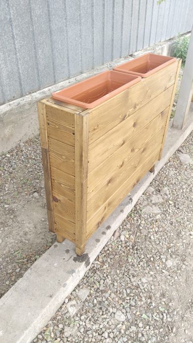 Кашпо уличные вазоны