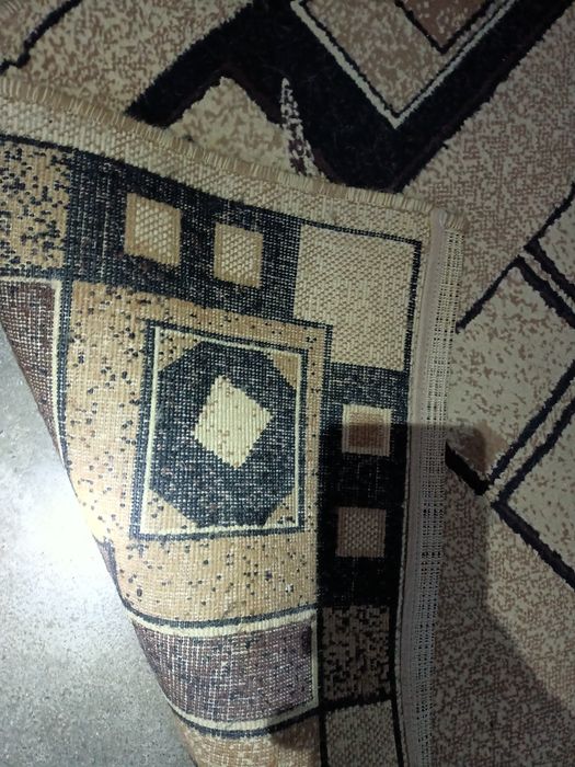 Ковер 1,5х2,3, чистый