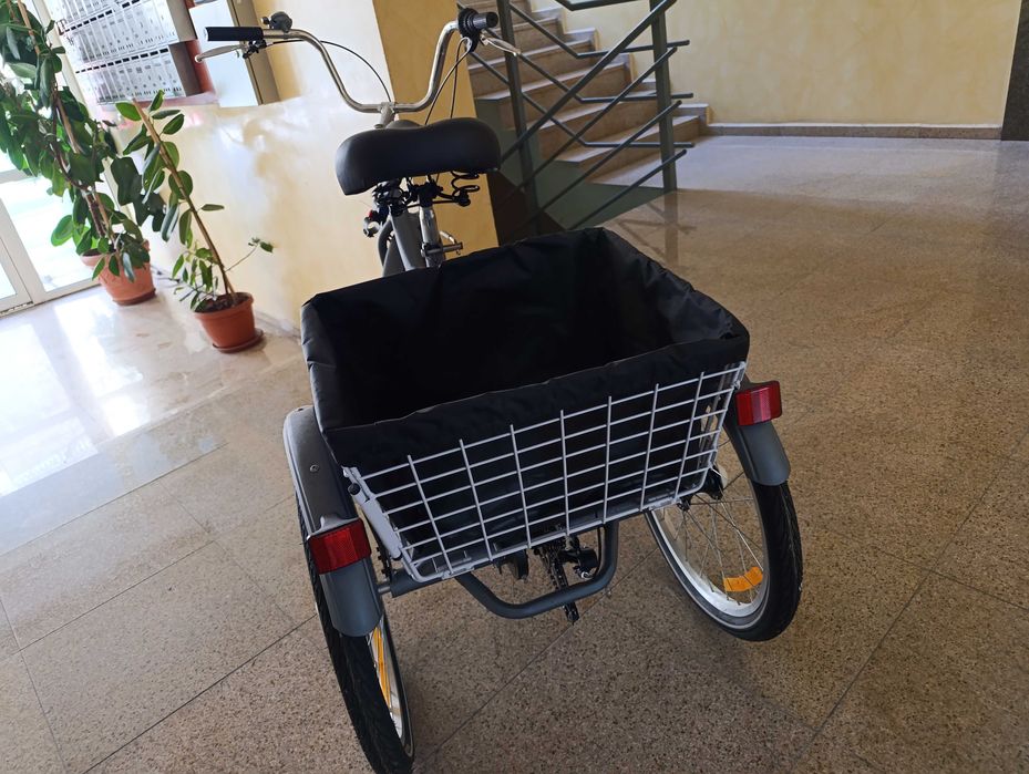 Велосипед-Триколка