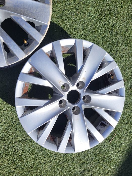 2 бр 15 5x100 Vw Polo лети джанти 5х100 поло